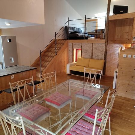 Le Chalet Parthenay Bagian luar foto